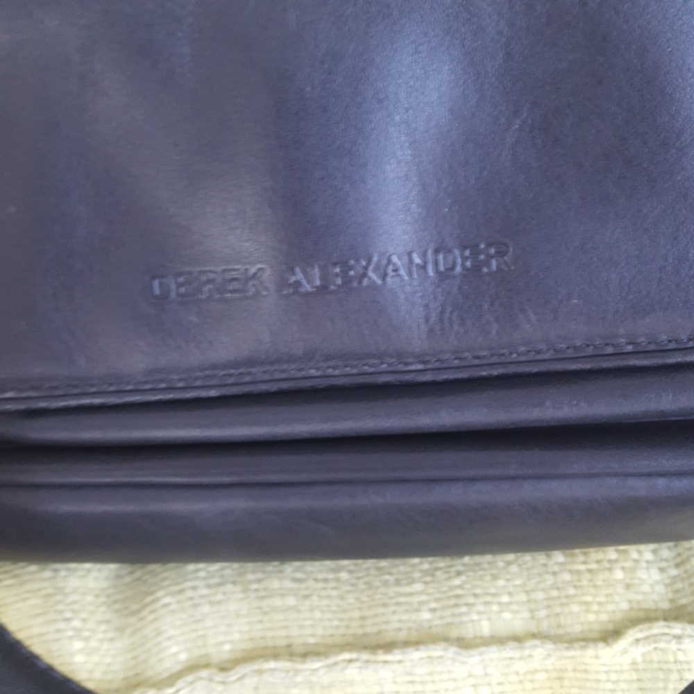 Derek Alexander cross body - Picture 2 of 8